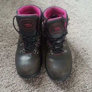 Avenger Steel-Toe Boots